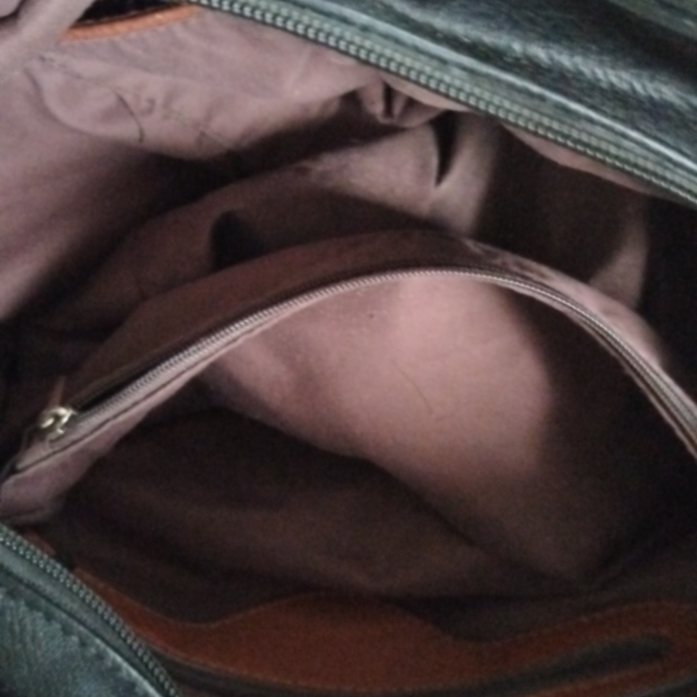 Purse - Picture 8 of 9